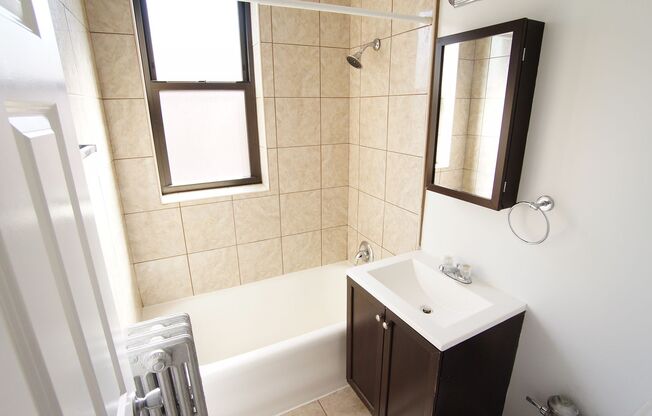 Studio, 1 bath, 499 sqft, $1,450, Unit Spaulding-304