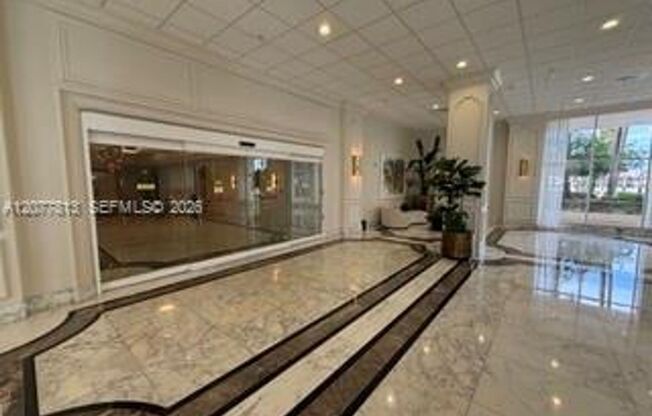 2 beds, 2 baths, $4,500, Unit # 15 J
