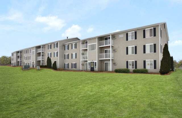 Building exterior at Griswold Estates Apartments, Auburn, 46706