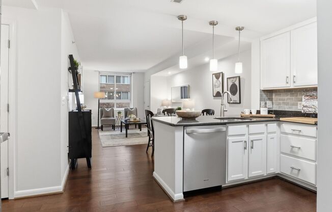 Southwest Waterfront Condo | 2 Bed | 1 Bath | 900 Sf | 1 Assigned Garage Parking Space