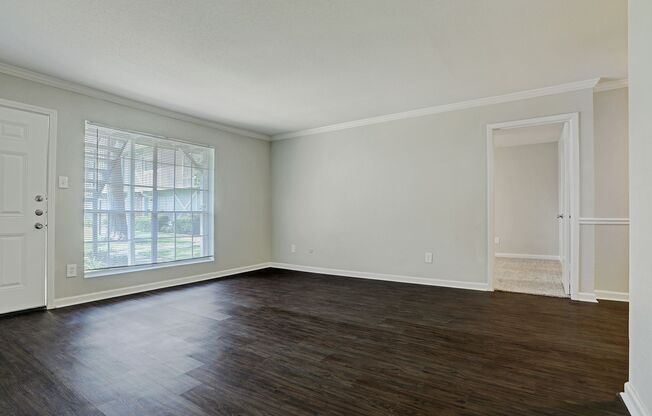 Country Living With Big City Conveniences!