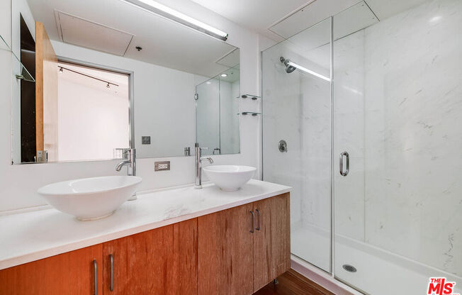 3 beds, 3 baths, 2,330 sqft, $8,500, Unit 106