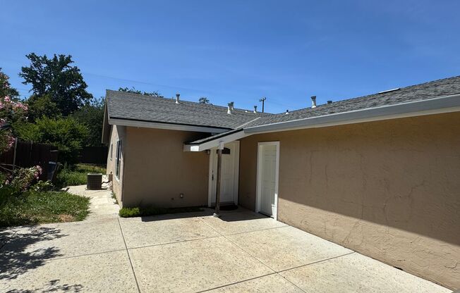 7517-7519 Saint Philomena Way