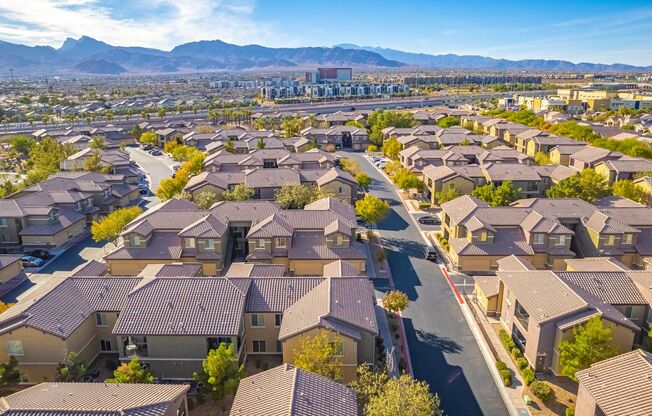 2 beds, 2 baths, $1,650, Unit UNIT 1051