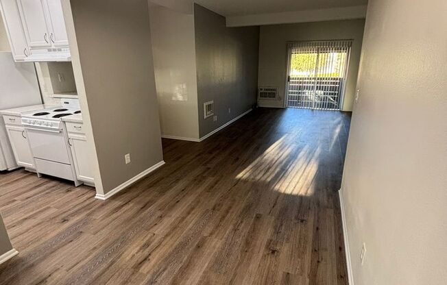 1 bed, 1 bath, 780 sqft, $2,425, Unit 94