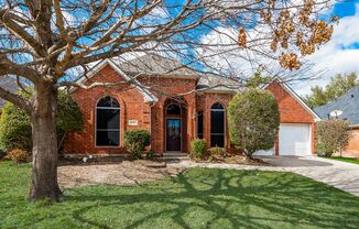 Beautiful McKinney 1700+ sqft house 3 Bed 2 Bath Ready for move in!!!