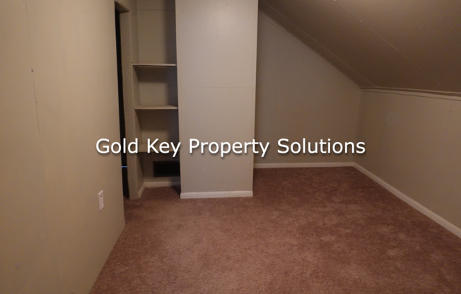 4 beds, 1 bath, $1,125