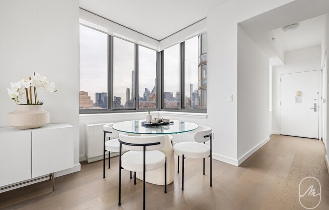 2 beds, 2 baths, $7,200, Unit 27J