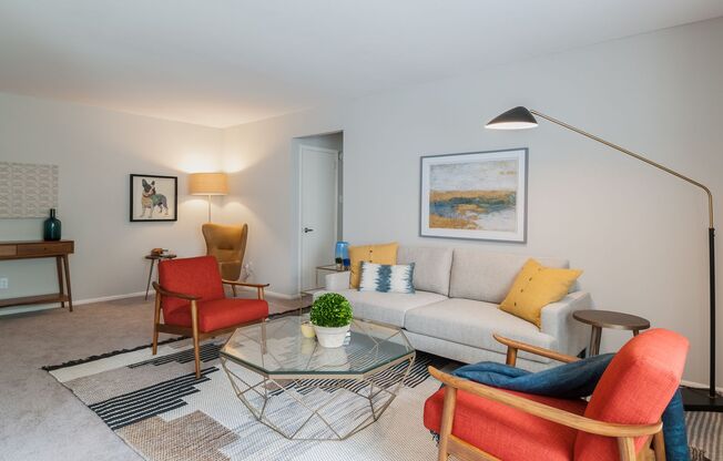 2 beds, 2 baths, 968 sqft, $2,225, Unit 130