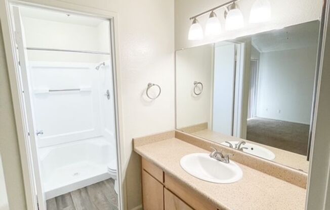 2 beds, 2 baths, 1,044 sqft, $1,795, Unit 1690-209