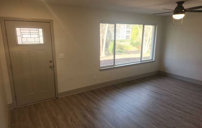 2 beds, 1 bath, 1,040 sqft, $1,750, Unit 583WD04