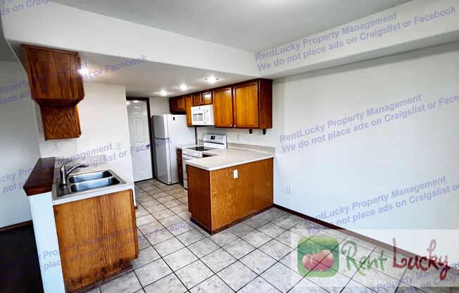 Enjoy the Space! 3-Bedroom| 2.5 Bathroom Chehalis Home with 2-Car Garage