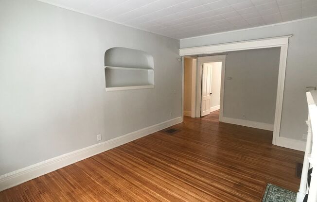 2 beds, 1 bath, $1,195, Unit 240 #1