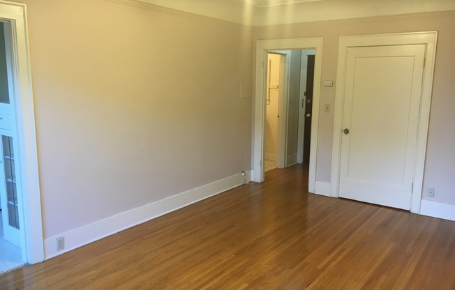 Studio, 1 bath, 485 sqft, $1,575