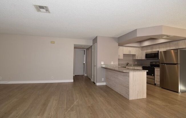 2 beds, 2 baths, $1,490, Unit # 202