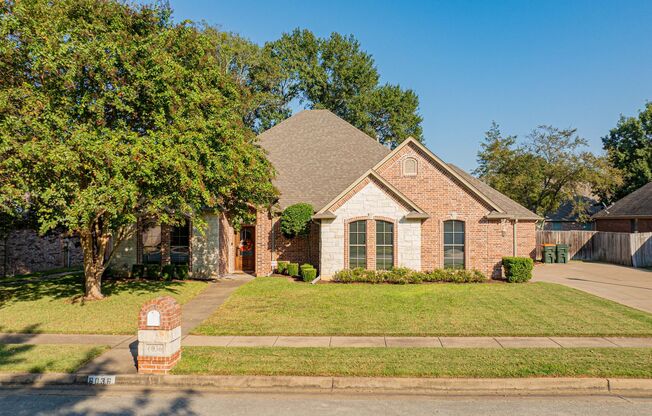 Beautiful Home in South Tyler - 3 Bed, 3 Bath + Office/4th Bedroom