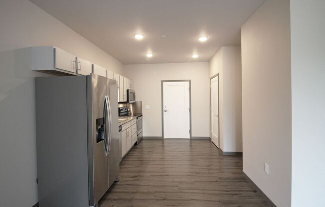 1 bed, 1 bath, 720 sqft, $1,245, Unit UW 1425-304