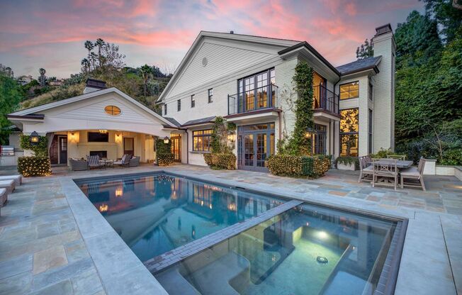 Furnished Hollywood Hills Estate | Summer Rental with Panoramic City Views, Gym, Spa & Pool!