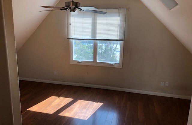 Sherman Heights 1 Bedroom w/ private patio