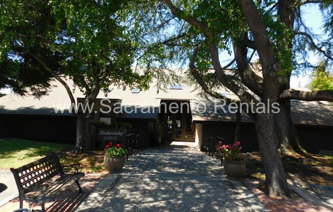 Charming Timberlake 1bd/1ba Condo - Near Sac State