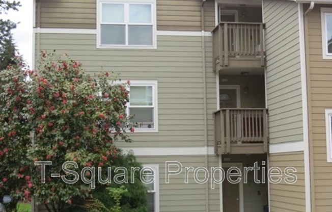 8226 126 AVE NE