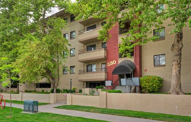 Secured 2 Bd 2 Ba Towne Park Condo