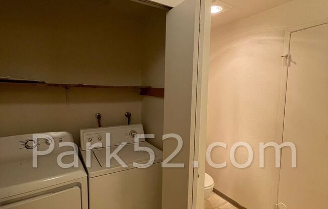 2 beds, 1.5 baths, $1,895, Unit 9505-#B