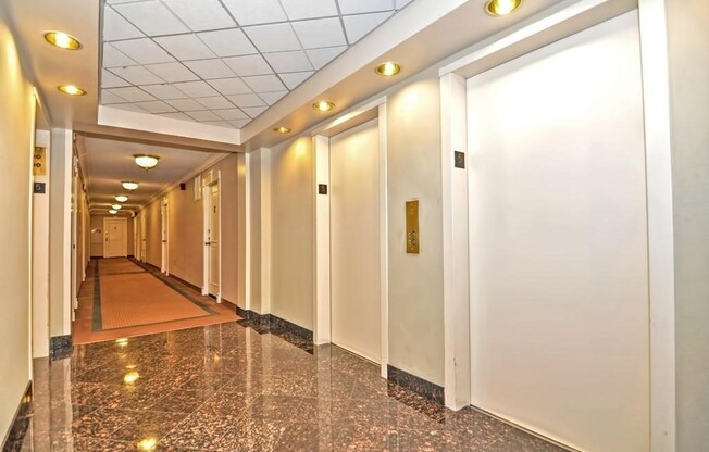 Studio, 1 bath, 650 sqft, $2,800, Unit 16B