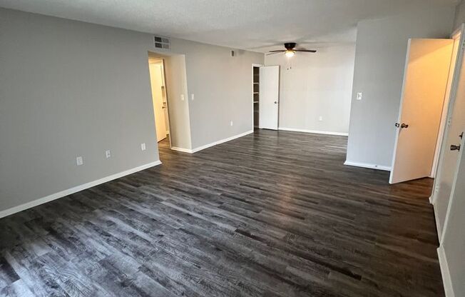 3 beds, 2 baths, 1,201 sqft, $1,370, Unit 918B