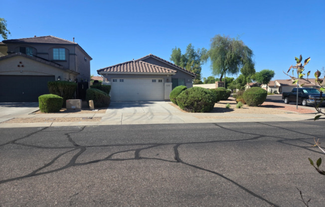 13985 W MAUI LN