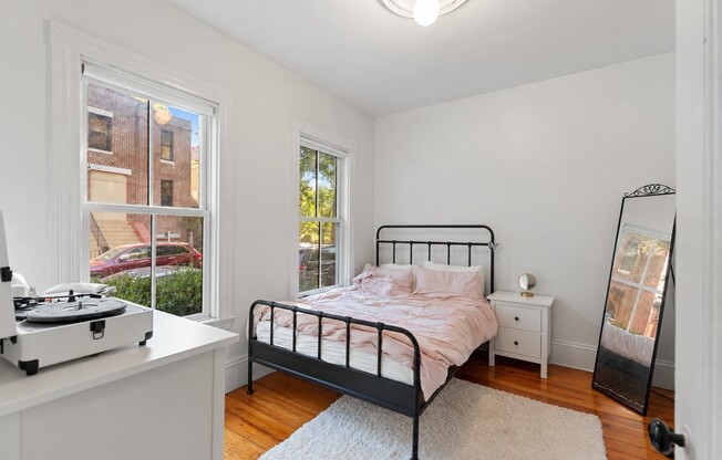 11 HOWARD ST
