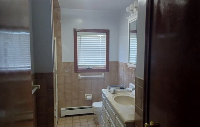 2 beds, 2 baths, 1,500 sqft, $2,350, Unit 35