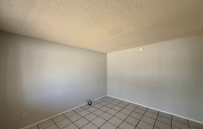 Charming 4 Bedroom and 2 Bath with and Enclosed Yard!