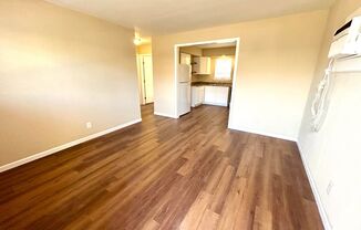 2 beds, 1 bath, $1,075