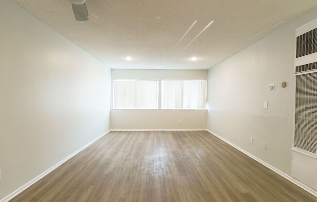 3 beds, 2 baths, 1,400 sqft, $2,898, Unit 229