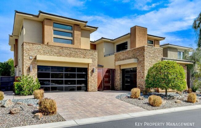 64 GREY FEATHER DR