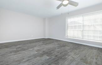 1 bed, 1 bath, 848 sqft, $875