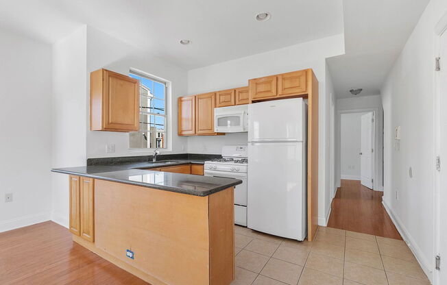 621 N 33 ST