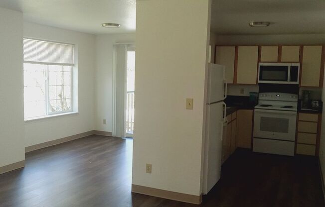 Creekwood Apts