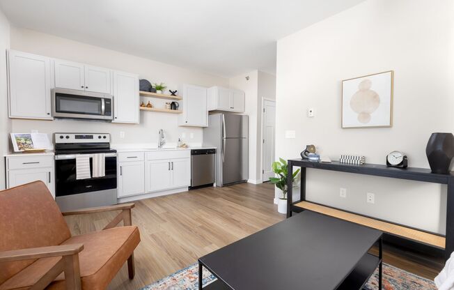 Studio, 1 bath, 540 sqft, $1,040, Unit 312