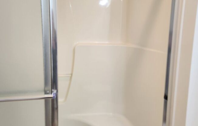 2 beds, 2.5 baths, 1,316 sqft, $1,965, Unit SU10_104