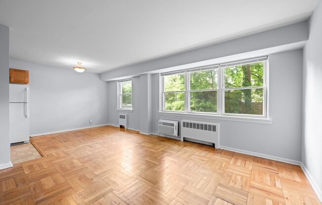 2 beds, 1 bath, 942 sqft, $1,775, Unit 101