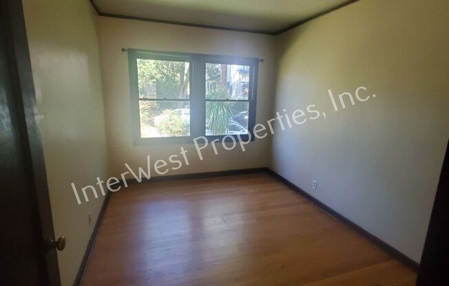 2 beds, 1 bath, 750 sqft, $1,695, Unit 1205