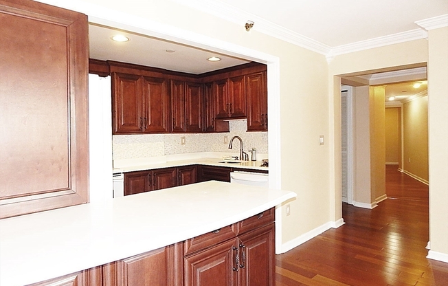 2 beds, 2 baths, 1,369 sqft, $4,000, Unit 304