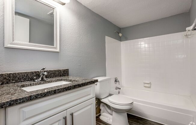 2 beds, 2 baths, 960 sqft, $1,350, Unit N6913C (2X2)