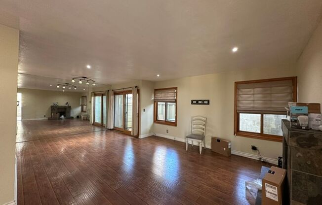 Warner Center 3+2 bedroom townhome with a private garage
