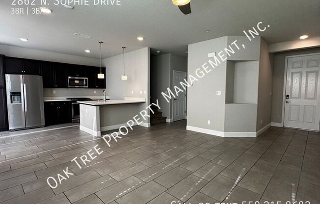 2862 N SOPHIE DR
