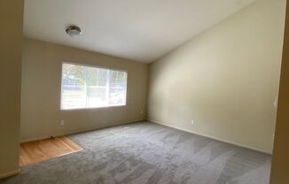 2 beds, 1 bath, $1,900