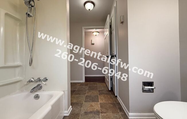 3 beds, 1 bath, $1,400