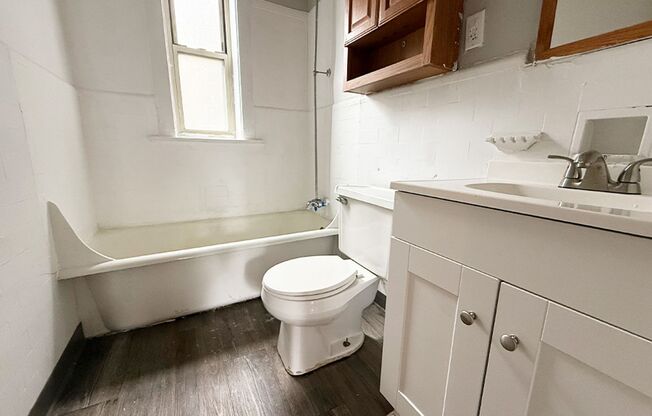 1 bed, 1 bath, 478 sqft, $895, Unit 3404-10